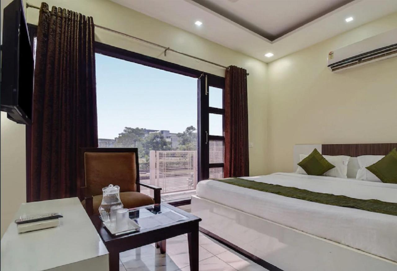 The Shashank Villa Panchkula Extérieur photo
